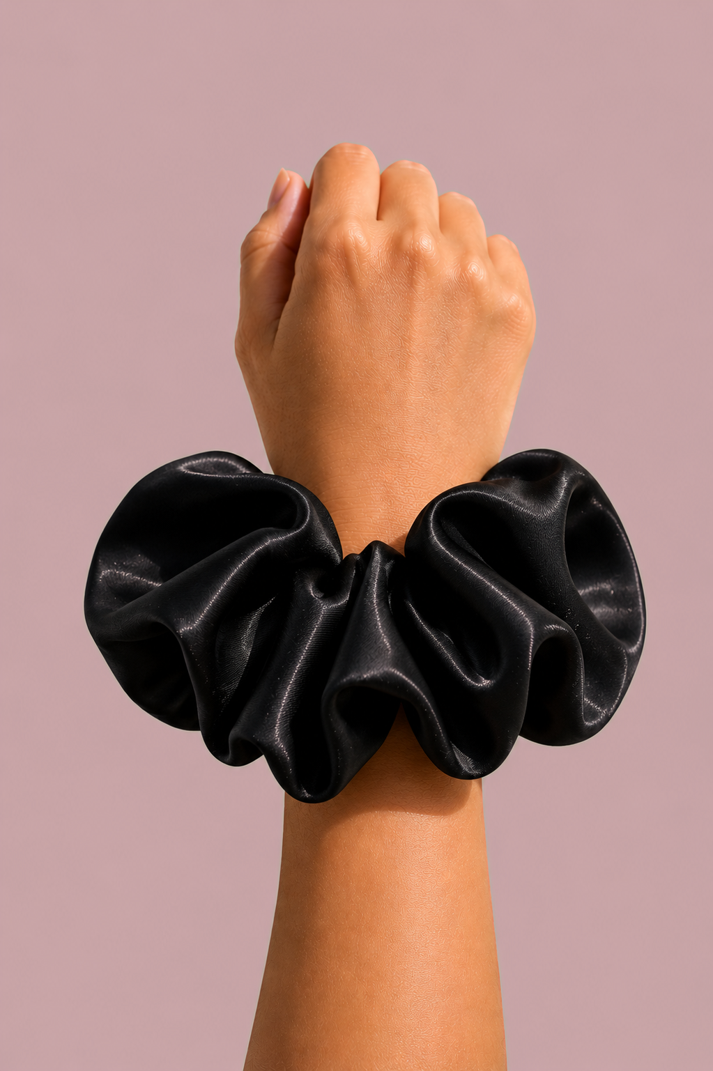 Noir Cloud Tie